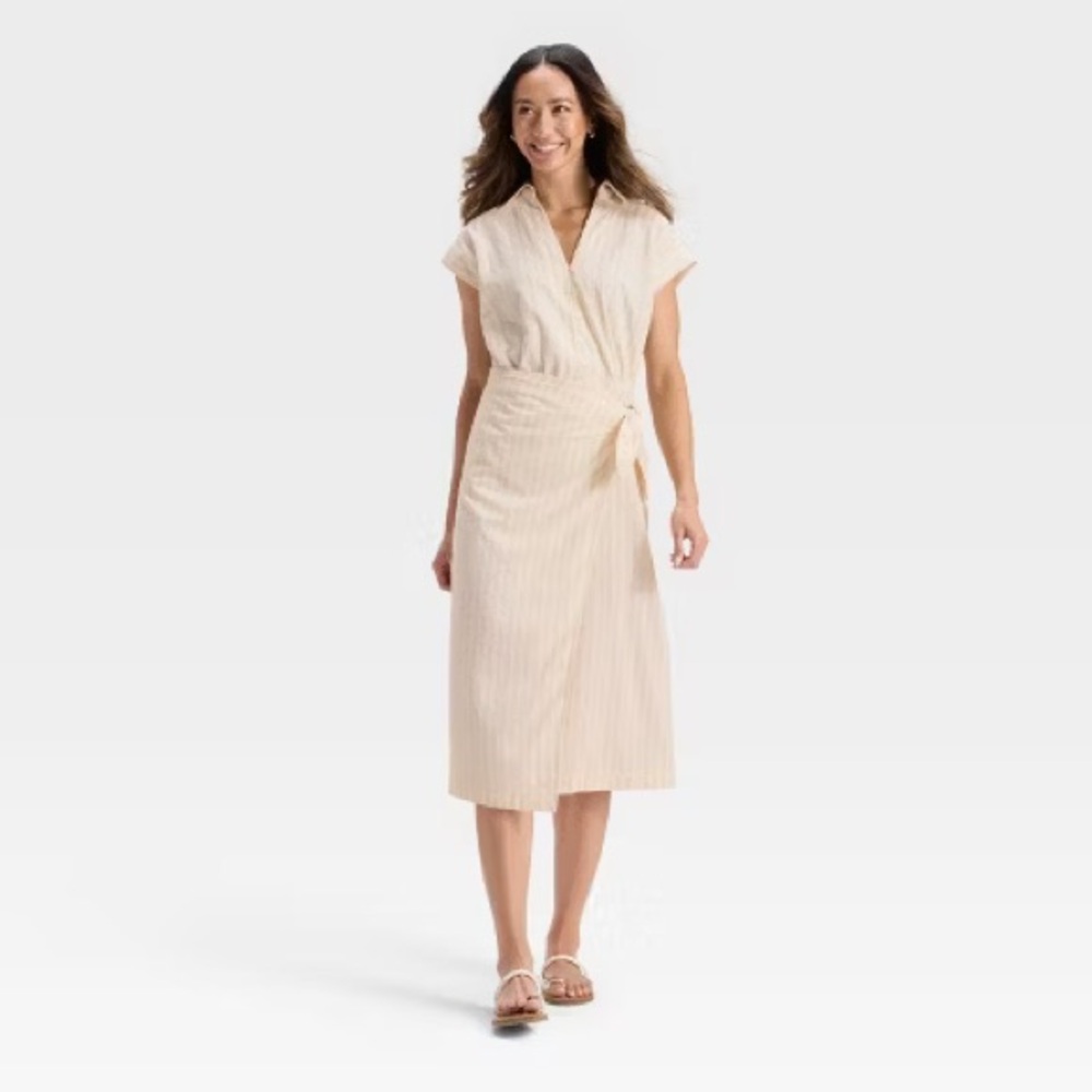 🎉NWT🎉 Universal Thread Short Sleeve Wrap Waist Midi Shirtdress